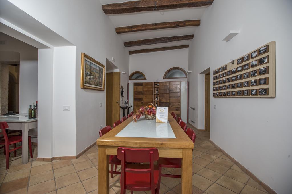 Palazzo Tronconi Villa Arce Buitenkant foto