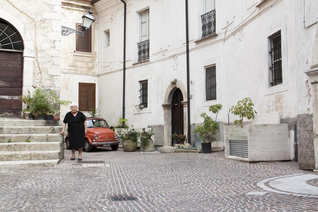 Palazzo Tronconi Villa Arce Buitenkant foto